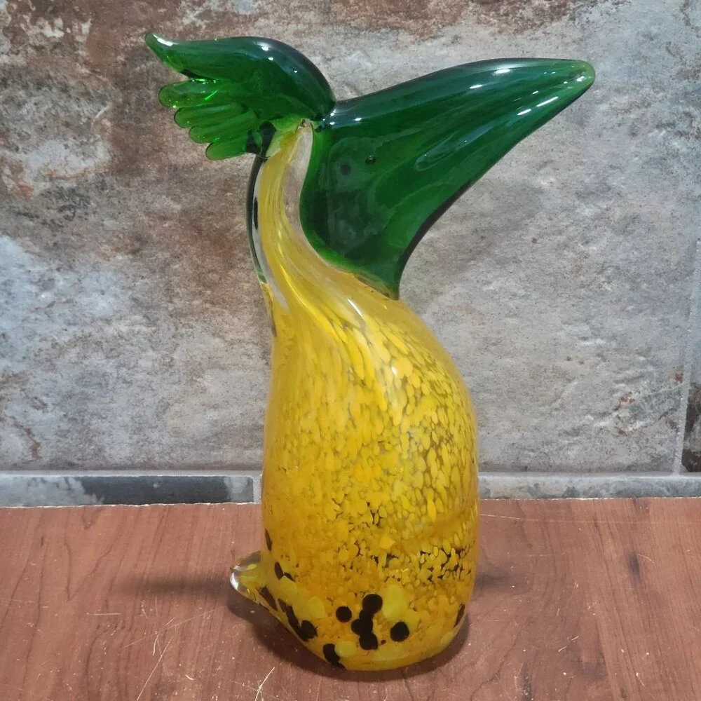 Vintage Crystal Yellow Green Art Glass Toucan Bird Figurine Paperweight